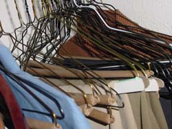 How to De-Clutter your wardrobe
